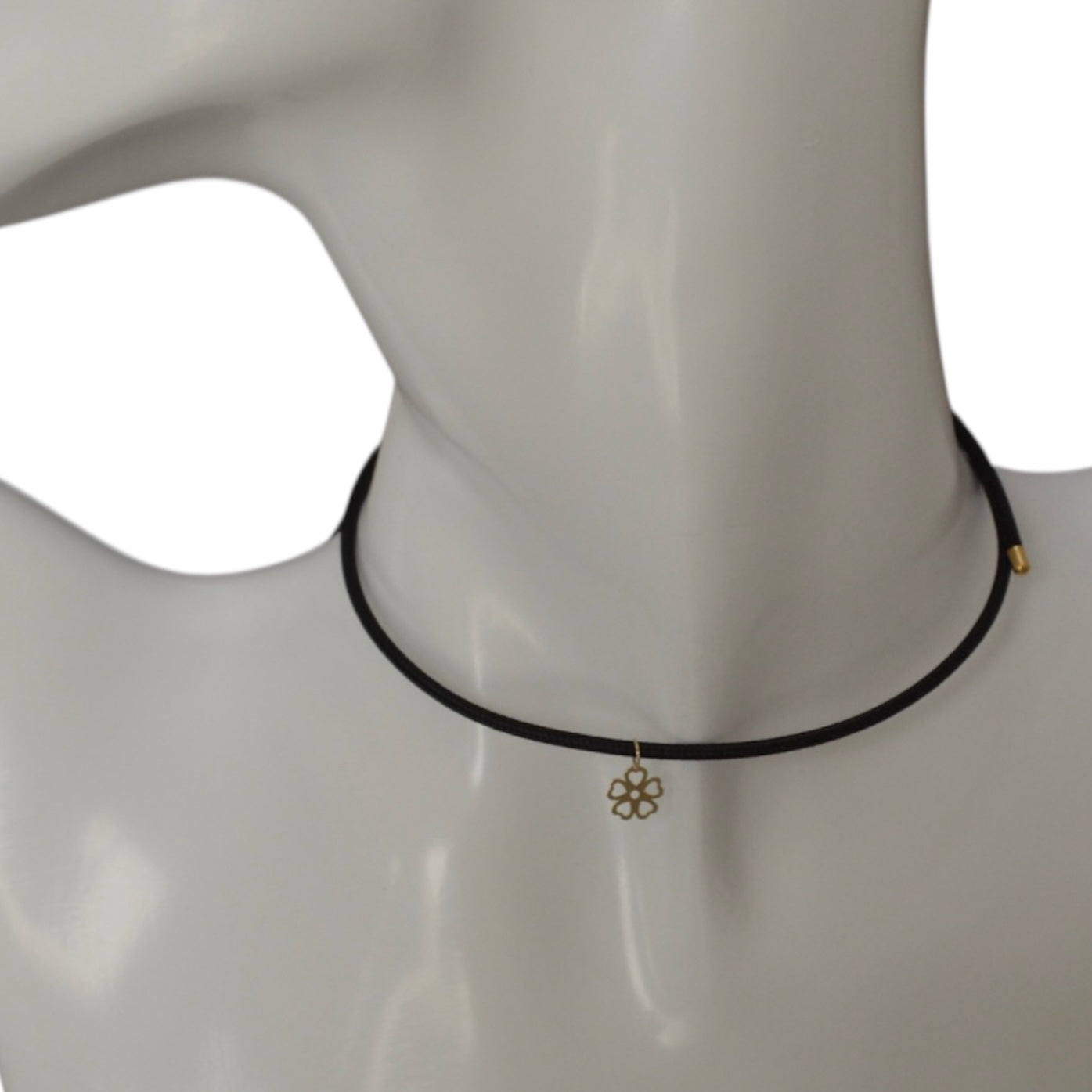 Magnetic Choker with 18K Gold Charm