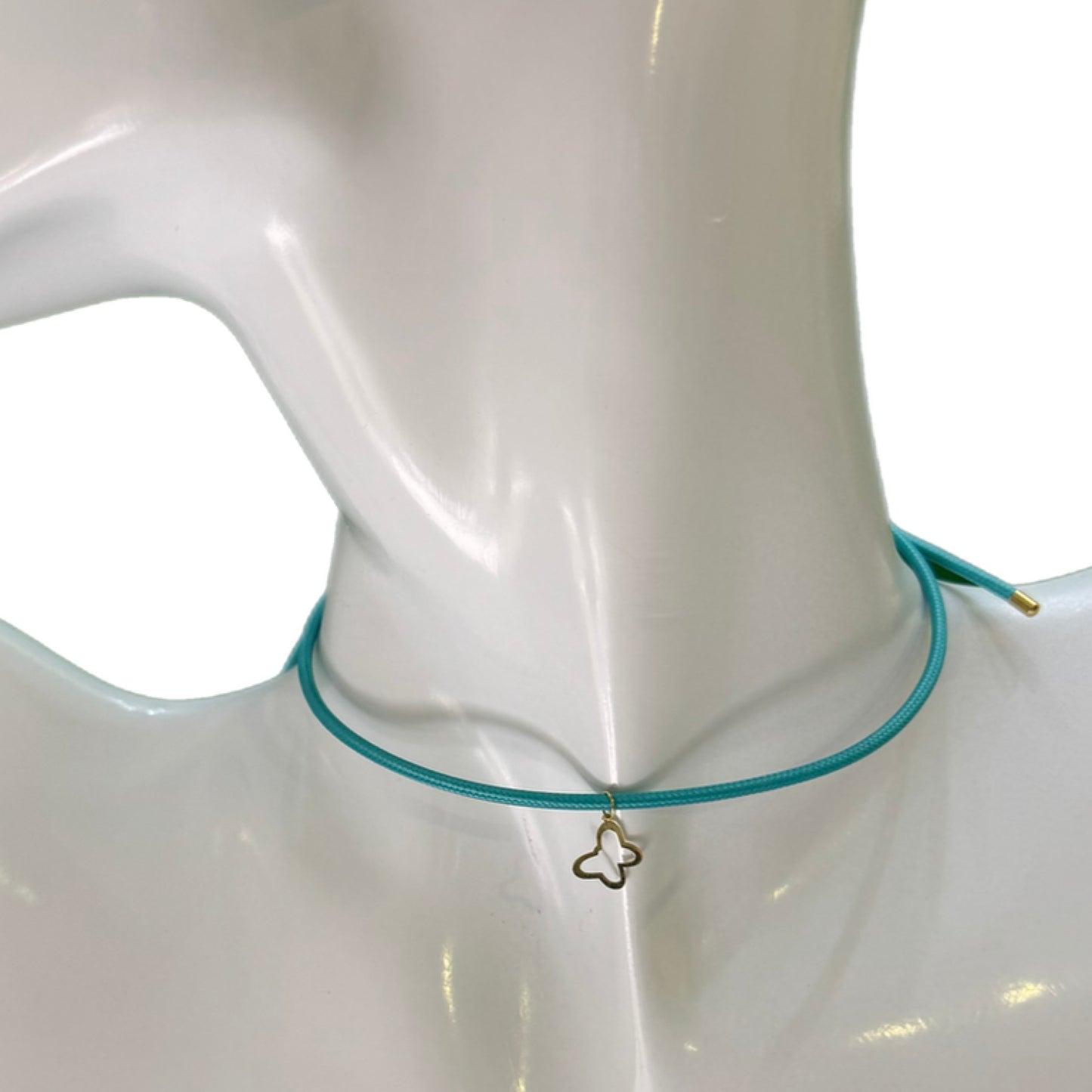Magnetic Choker with 18K Gold Charm