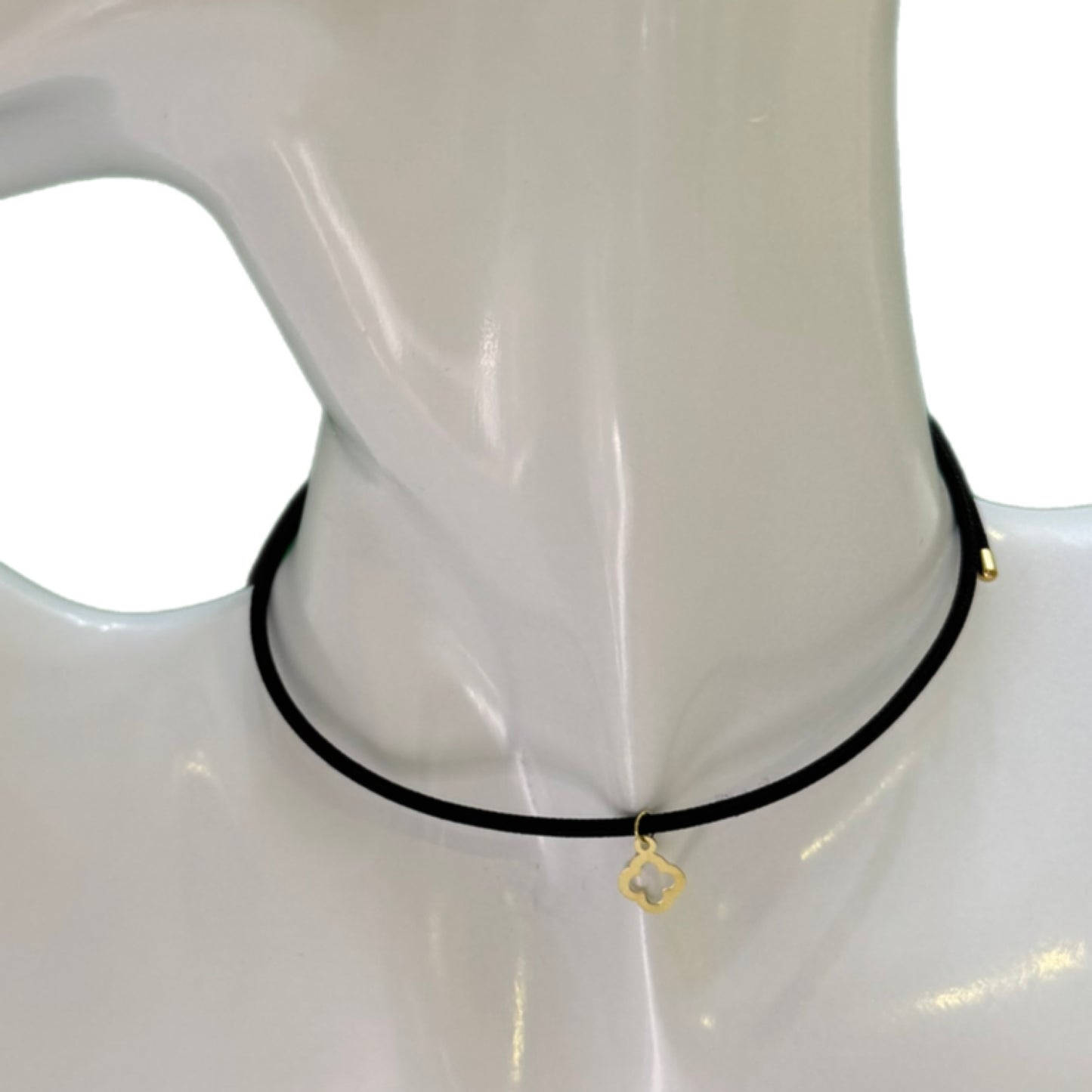Magnetic Choker with 18K Gold Charm