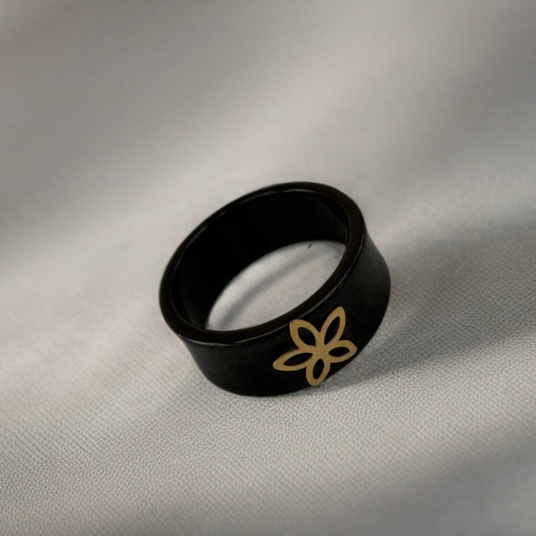Black Resin Ring with 18K gold motif