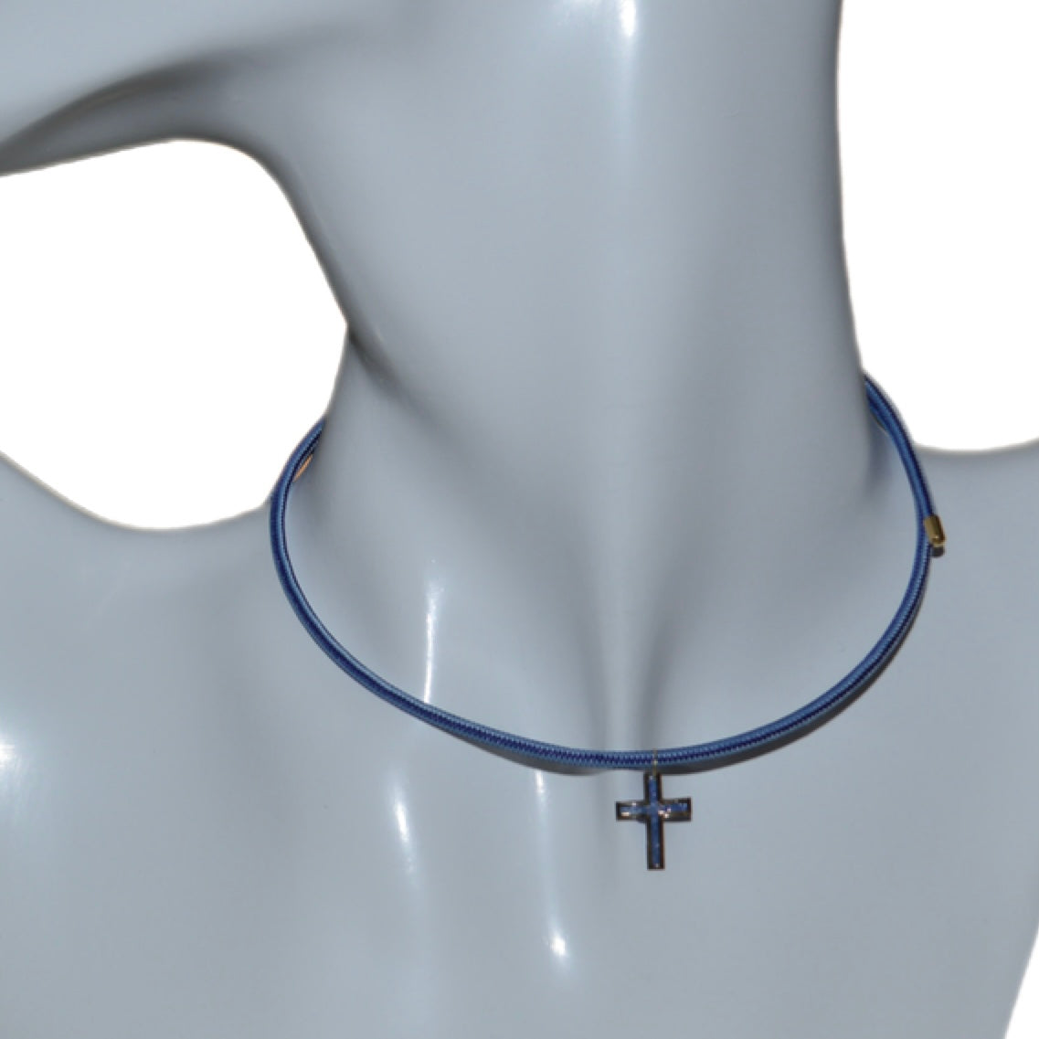 Magnetic Black Choker with 18K Gold Cross